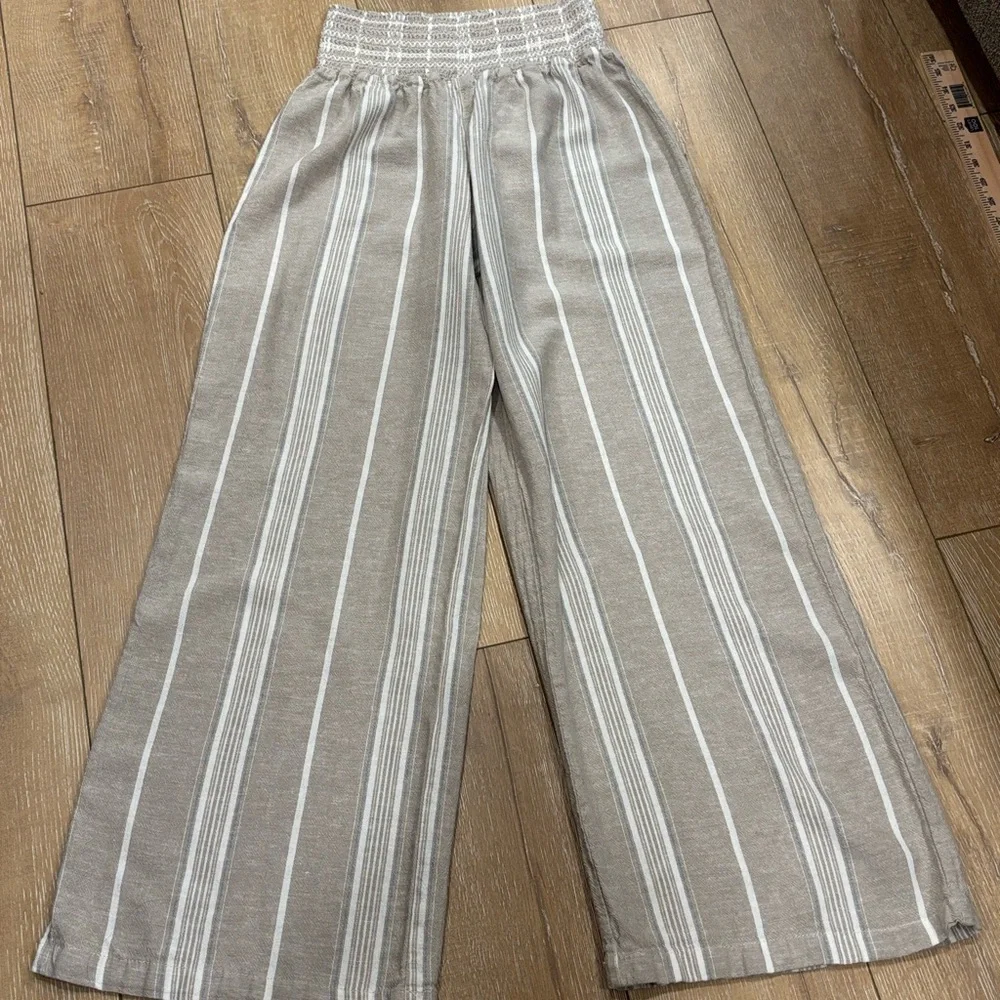 Happily Grey Striped Wide Leg Linen Blend Pants - Size L - Picture 2 of 10